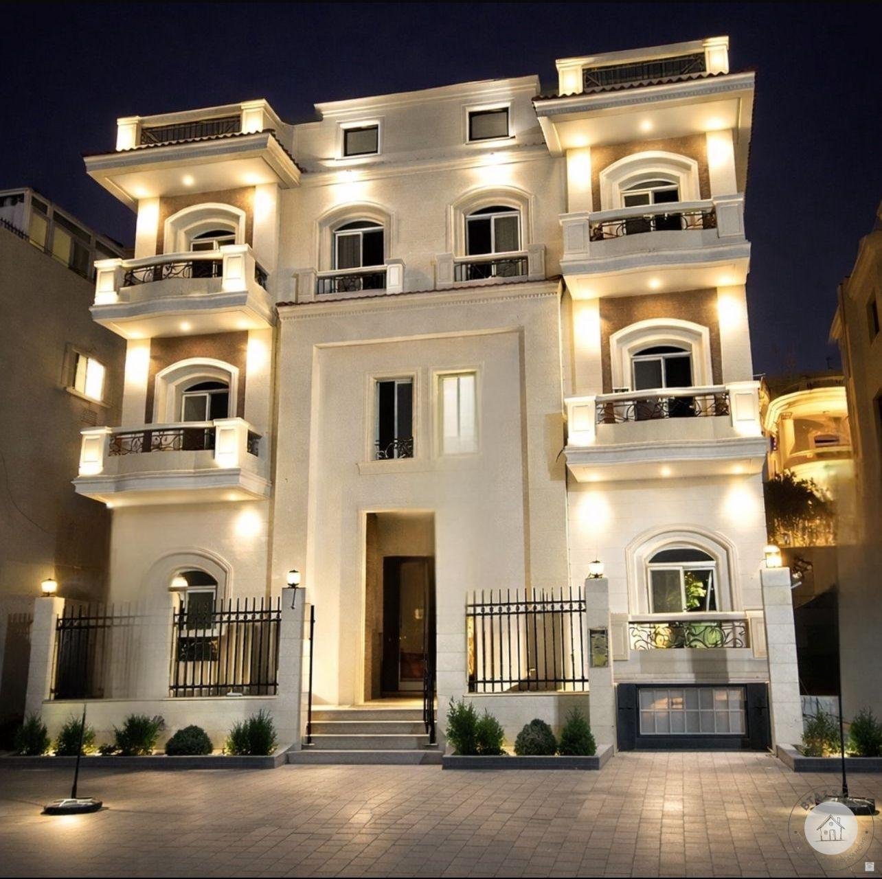 مشروع سكني بمنطقة غرب الجولف مربع الوزراء استلام فوري مساحات متنوعة