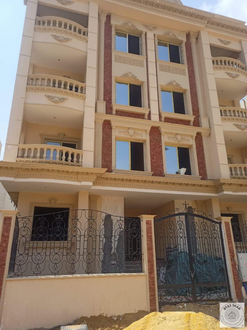 دور متكرر بالاندلس 2 بمساحة 185 م فيو جاردن صريح خطوات من التسعين