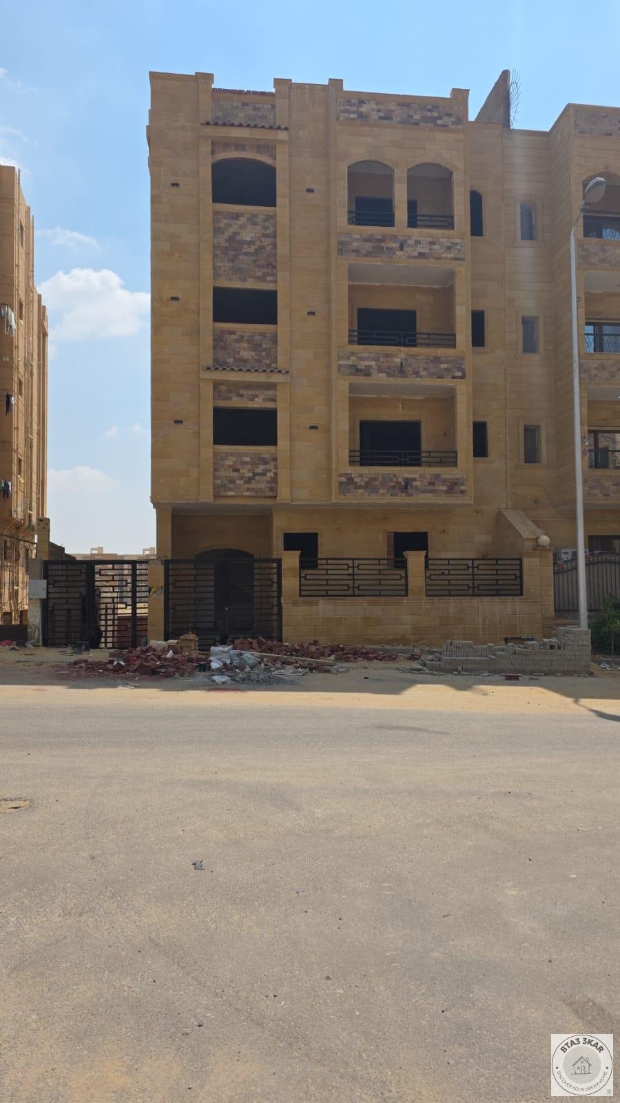 فيو أمامي بحري مفتوح في منطقة جاردينيا هايتس بجوار بنزينة OLA