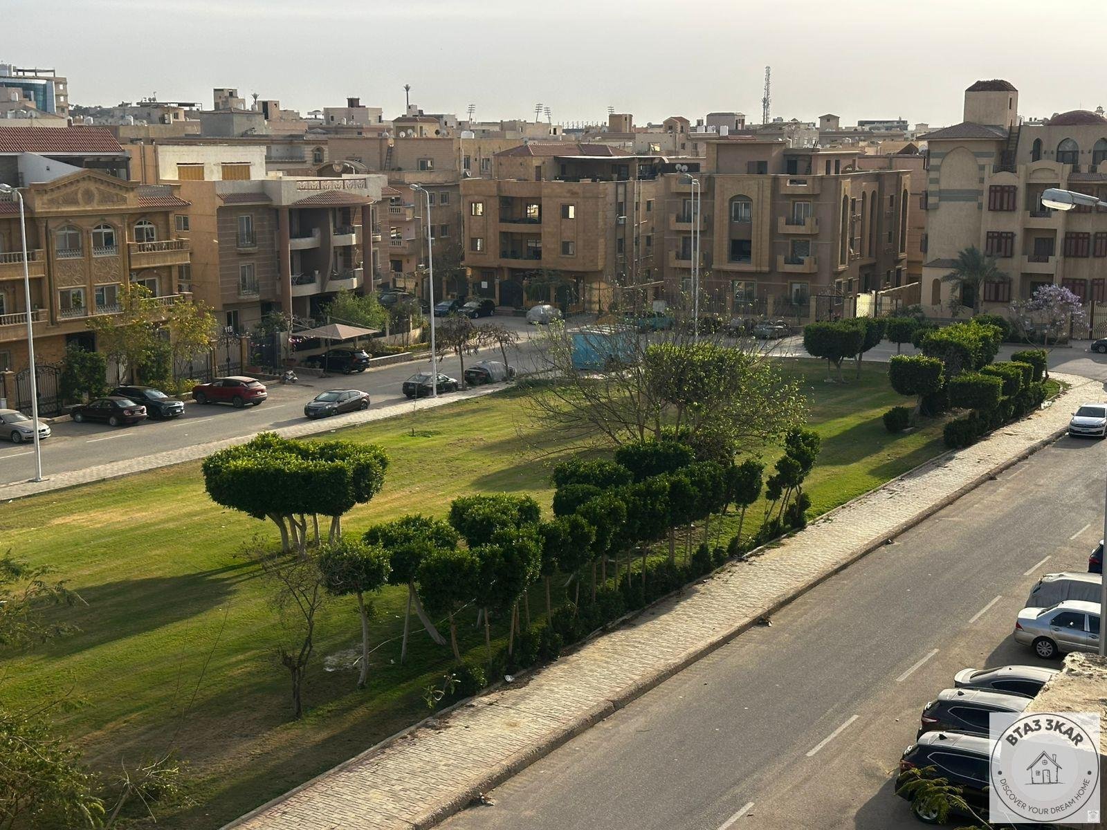 شقة دور متكرر 270 م  واجهة بانوراما على أجمل وأرقى حديقة بالياسمين