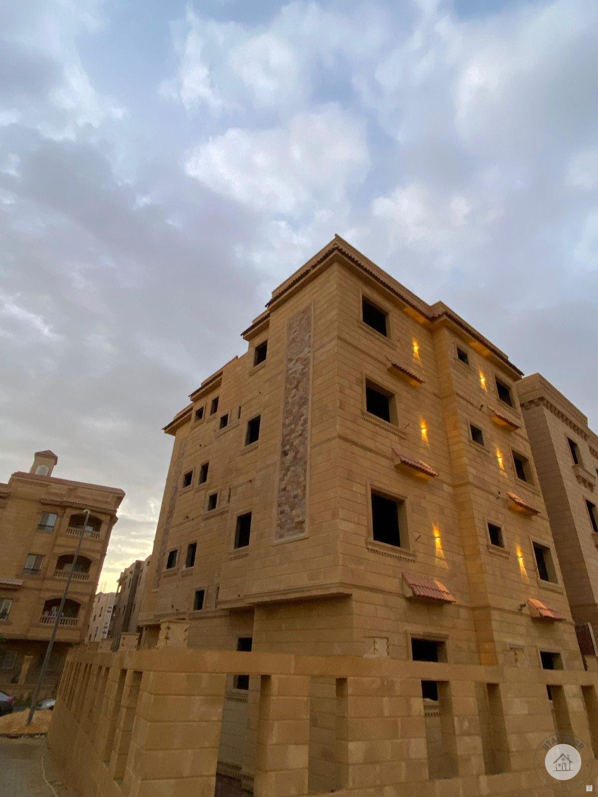 جاردينيا  هايتس شقة دور متكرر امامي ناصية 1