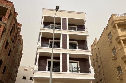 شقة مميزة الترا سوبر لوكس في الاندلس 1 تاني نمرة من قطامية ديونز