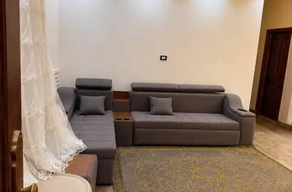 Super deluxe furnished apartment with private entrance for rent