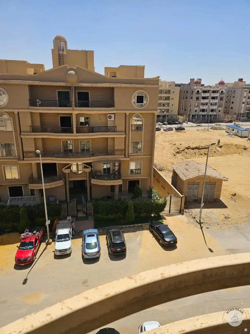 شقة 181 دور متكرر امامي فيو مفتوح بمنطقة اللوتس تاني صف من شارع التسعين