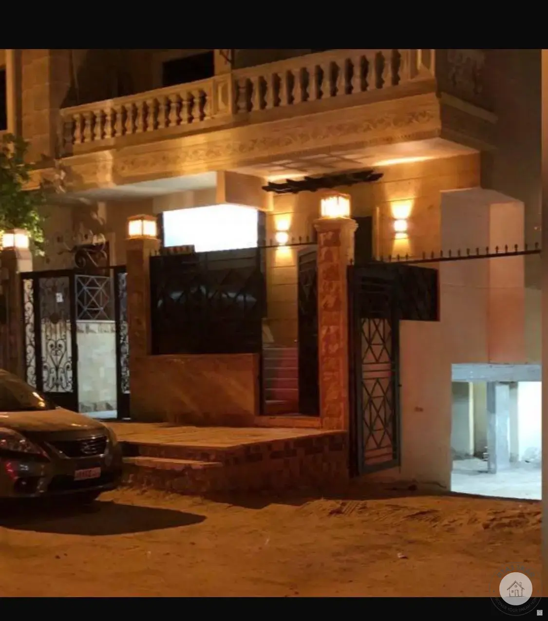 للبيع في البنفسج شقة 153 م دور اول امامي متكرر موقع مميز جداً بجوار مدرسة بداية