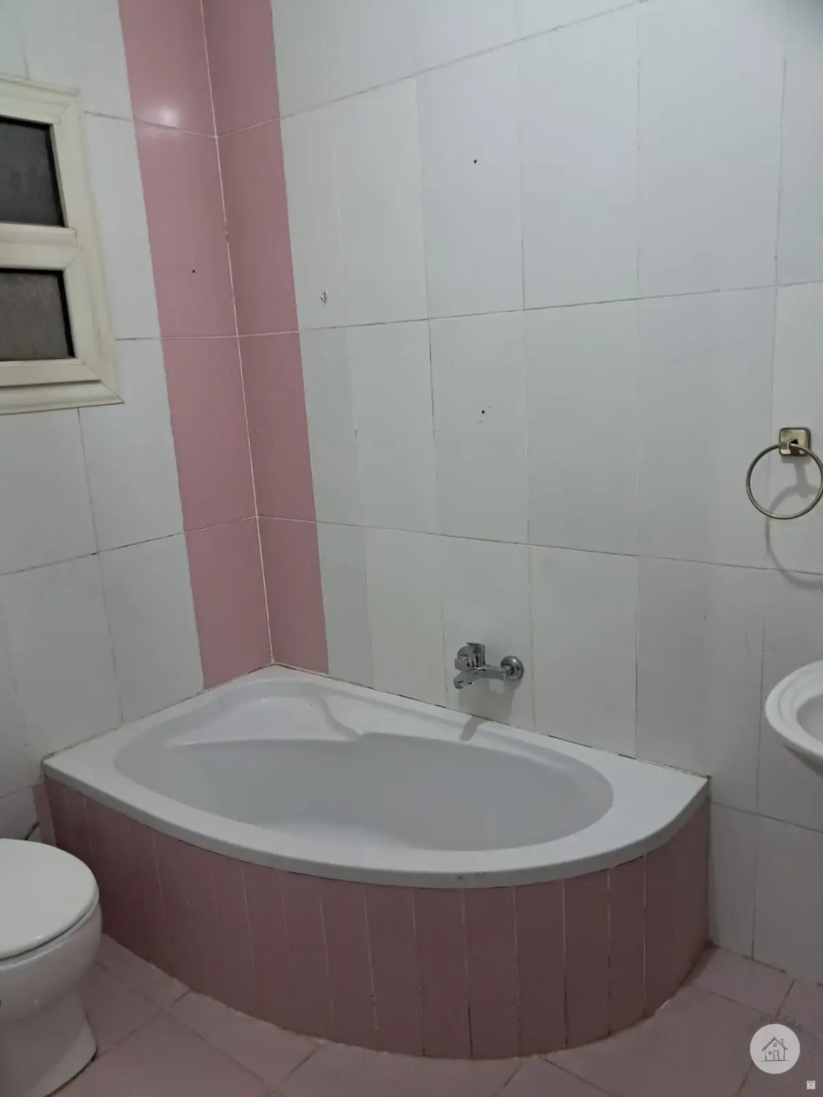 شقة لقطة بالياسمين 3 فيو مفتوح ع جاردن وميدان 220 م تشطيب لوكس