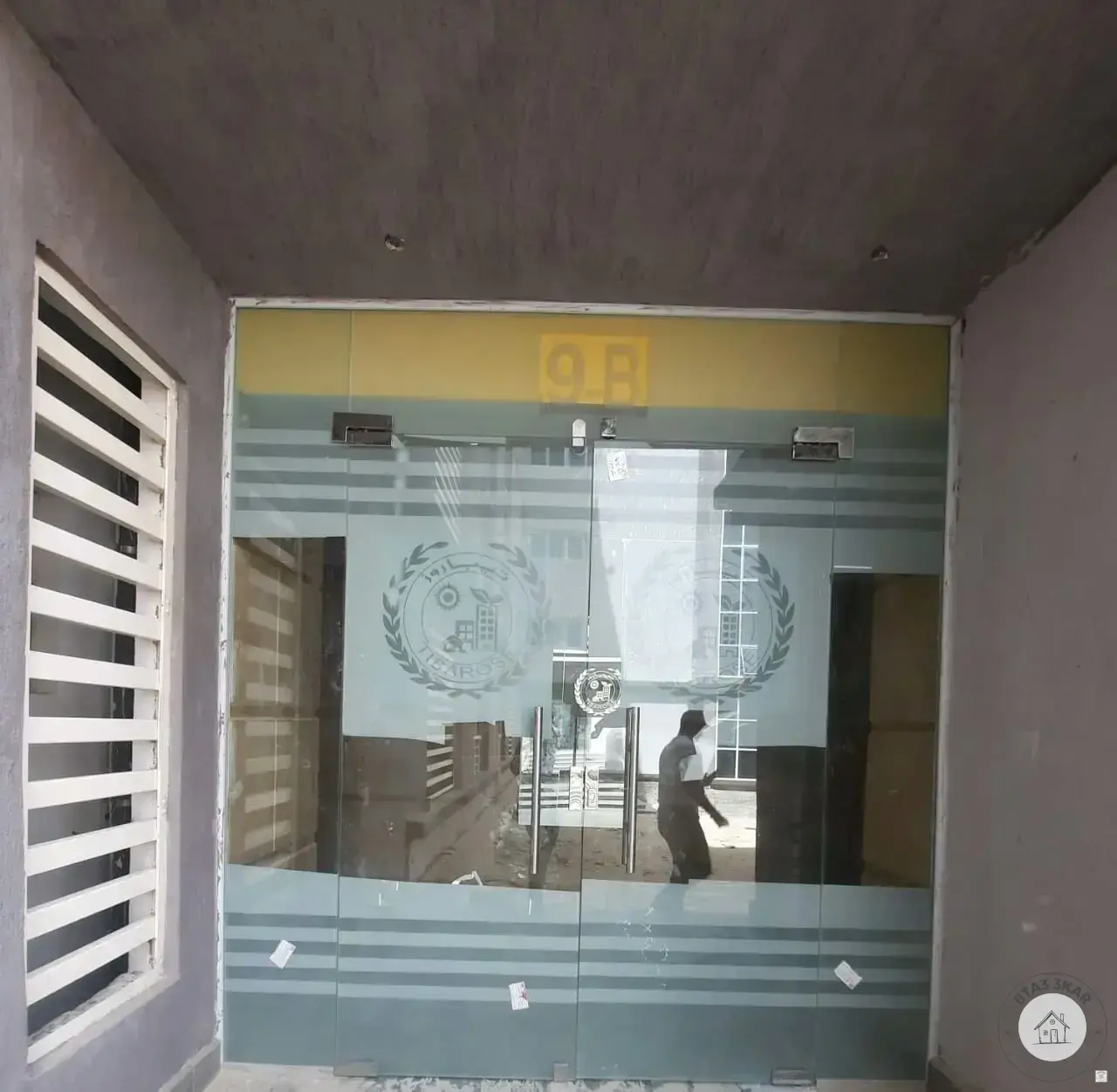 للبيع شقة فى كمبوند تيباروز التجمع